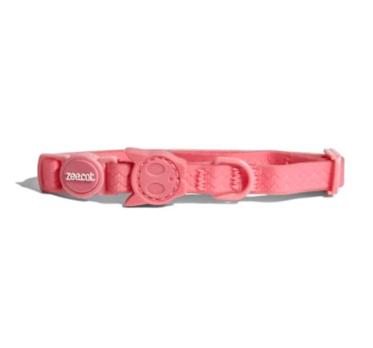 Zee Cat NeoPro Cat Collar - Bubblegum  The NeoPro™ cat collar by Zee.Dog is built with a NeoPro™ rubber overlay that protects the Polyester making it extremely weather proof, scratch resistant and super easy to clean. The buckle is a break away buckle that will keep your cat safe when outside.
