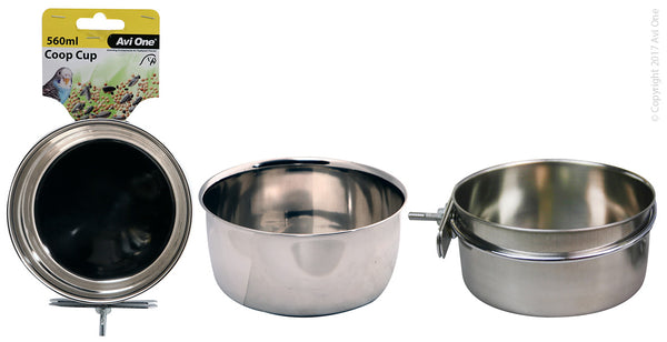 Coop Cup With Clamp Holder 560ml. Features & Benefits:  Made from high quality stainless steel – hygienic, will not rust, crack or break Durable Easy to clean Scratch resistant