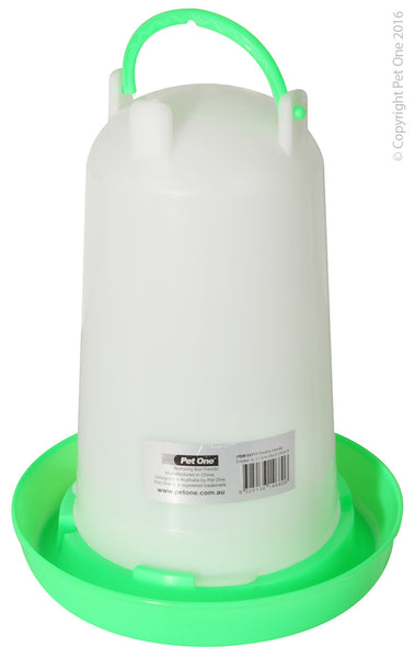 Poultry Gravity Drinker 3L - 21.5cm Dia X 27cm H. The Pet One Poultry Feeding and Drinking range is designed for groups of Poultry to eat and drink together without wasting food and water. The Poultry Feeding and Drinking range is available in various sizes to suit your pet’s needs.