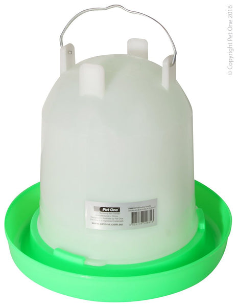 Poultry Gravity Drinker 4L - 28.8cm Dia X 25.2cm H. The Pet One Poultry Feeding and Drinking range is designed for groups of Poultry to eat and drink together without wasting food and water. The Poultry Feeding and Drinking range is available in various sizes to suit your pet’s needs.