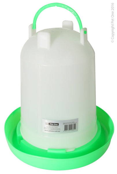 Poultry Gravity Drinker 6L - 27.6cm Dia X 28.8cm H. The Pet One Poultry Feeding and Drinking range is designed for groups of Poultry to eat and drink together without wasting food and water. The Poultry Feeding and Drinking range is available in various sizes to suit your pet’s needs.