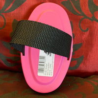 CHILDS NEW GENERATION CURRY COMB - PINK. The Haas Childs New Generation Curry Comb is the perfect curry comb for the young rider. Designed for everyday use, it’s made of very soft special non-toxic plastic for a good massaging effect